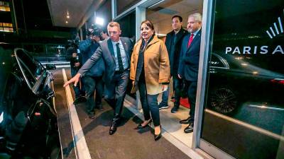 <b><span class=mln_uppercase_mln>Francia.</span></b> La presidenta Xiomara Castro a su llegada a París.<span class=mln_uppercase_mln> </span>