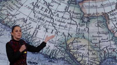 Sheinbaum presentó un mapamundi de 1607 en su conferencia de prensa matutina para mostrar el Golfo de México.