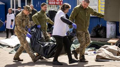 Unas 39 personas fallecieron en el bombardeo ruso a una estación de tren repleta de civiles que buscaban escapar de Ucrania.