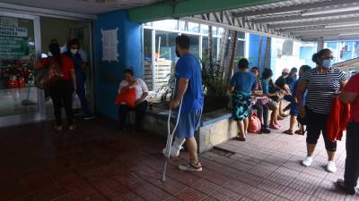 Foto de ilustración de la entrada al lobby del hospital Mario Catarino Rivas de San Pedro Sula
