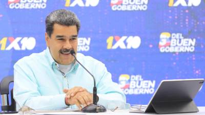 Fotografía cedida este viernes, 18 de mayo, por Prensa de Miraflores en la que se registró al presidente de Venezuela, Nicolás Maduro, durante un acto de gobierno, en Caracas (Venezuela).