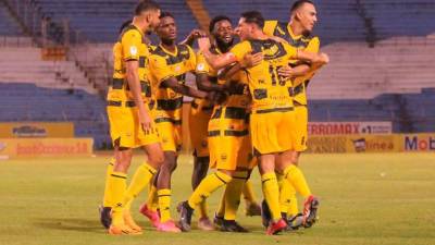 Hasta el momento, son ocho los futbolistas que no siguen en el Real España: Getsel Montes, Arnaldo Urbina, Elison Rivas, Bryan Ramos, Ramiro Rocca, Juan Vieyra, Rai Villa y Michael Pérez.