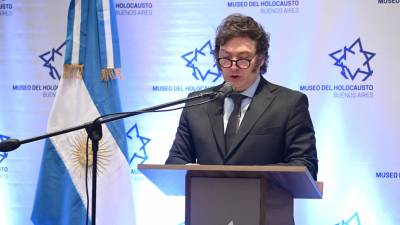 Presidente Javier Milei en conferencia de prensa.