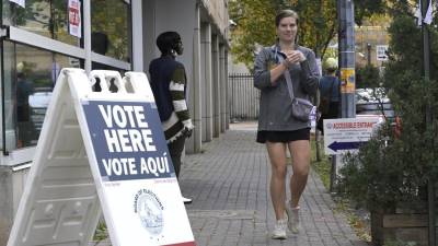 Más de 70 millones de personas han votado anticipadamente en las elecciones presidenciales en Estados Unidos.