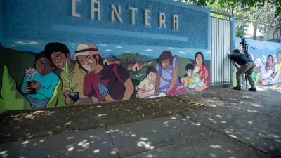 La fachada de la ONG Centro de Comunicación y Educación Popular (Cantera), en Managua (Nicaragua).