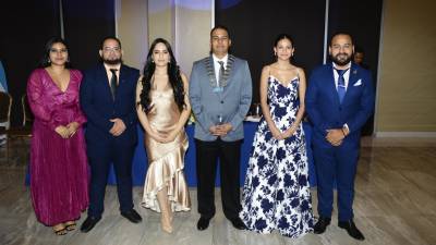 Paola Paz, Gecil Urraco, Ana Argeñal, José Castillo, Isabella Rivera y Carlos Sandoval.