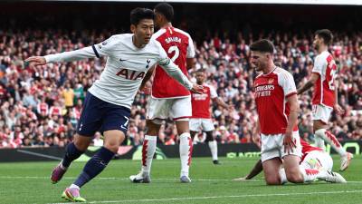 Con increíble autogol: Arsenal y Tottenham protagonizan partidazo en la Premier