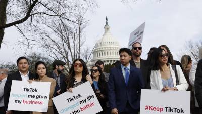 Empresarios y activistas se manifestaron frente al Congreso de EEUU para