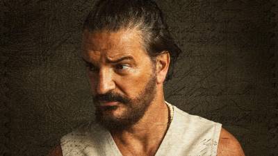 El reconocido cantautor y compositor guatemalteco Ricardo Arjona vuelve con música inédita.