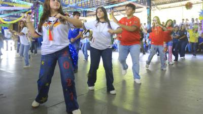 Seniors 2027 de la Kiddy Kat &amp; Morazzanni celebraron a lo grande su inicio de clases