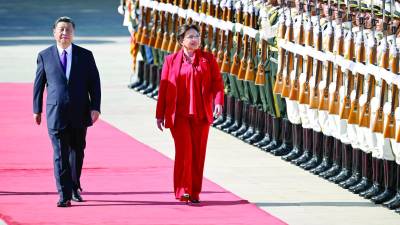 El presidente chino, Xi Jinping, recibió a la mandataria Xiomara Castro.