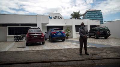 Vista hoy de la fachada del edificio de la Asociación de Productores y Exportadores de Nicaragua (APEN), en Managua.