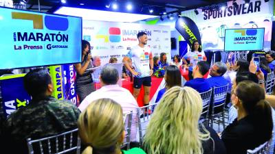 En el lanzamiento de la 48 edición de la media Maratón LA PRENSA se presentó la camiseta oficial. Fotos Melvin Cubas y Neptalí Romero.