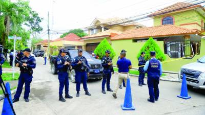 <b>Los hombres estaban en una lujosa casa de Villas Mackay.</b>