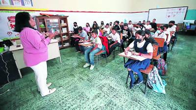 <b>Los padres se oponen a que sus hijos se formen en temas sexuales en la escuela.</b>