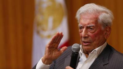 El escritor hispanoperuano, Mario Vargas Llosa, en una imagen de archivo.