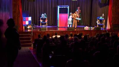 Maricela Nolasco y Damario Reyes son teatristas reconocidos en SPS, su amor por el arte se refleja en sus proyecciones y objetivos trazados para el fortalecimiento de la identidad cultural local.