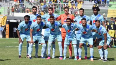 Motagua quedó como segundo de su grupo tras ser goleado por el Alajuelense.