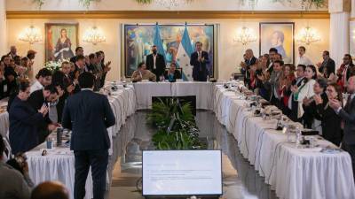 El gabinete de gobierno de la presidenta Xiomara Castro fue citado para las 6:00 pm.