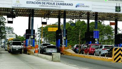 Revisión del contrato por cobro de peajes.