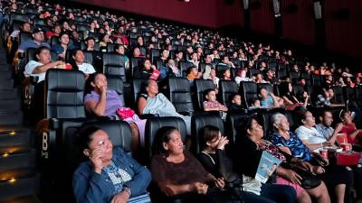 Una de las salas de los cines donde se proyectó la película Sonido de Libertad en San Pedro Sula.