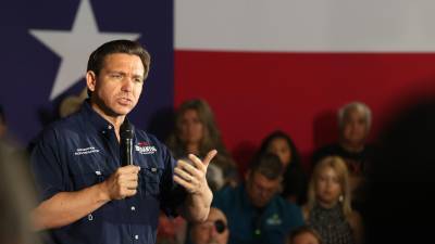 DeSantis firmó una ley antiinmigratoria que entró en vigor el pasado sábado en Florida.