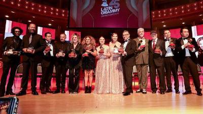 Los artistas reconocidos en este primer evento representan géneros tan diversos como el flamenco de Lolita Flores, la salsa de Albita, el rock de Alejandro Lerner, la cumbia mexicana de Los Ángeles Azules y el pop indie de Rosa.