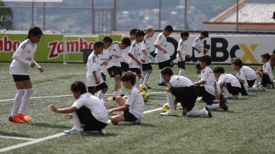 Niños y niñas en Tegucigalpa disfrutan de los Clinics de Fundación Real Madrid