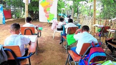 <b>La pobreza es la principal causa para dejar de estudiar.</b>