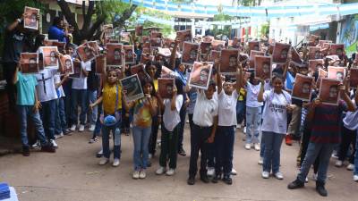 A lo largo de la jornada, los estudiantes tuvieron un momento de aprendizaje y entretenimiento con el fascículo “Walter, el incontrolable”.