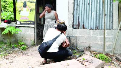 Las autoridades levantaron el expediente investigativo. Familiares lloraron la muerte de William Omar Bonilla.