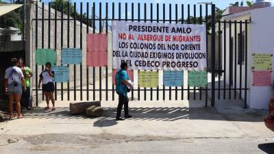 Vecinos de Tapachula se oponen a la apertura de un albergue para migrantes en el sur de México.