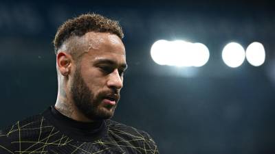 Neymar, que sufre “molestias en el aductor”, ya fue baja en el desplazamiento del PSG a Montpellier (triunfo 3-1) el miércoles.
