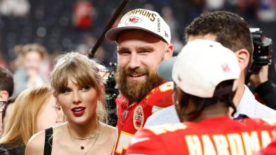 Taylor Swift y Travis Kelce tras finalizar el SuperBowl, el pasado 11 de febrero.