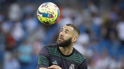 Benzema no estará presente para el duelo ante Real Sociedad y se une a Vinicius, quien no podrá disputar el encuentro por acumulación de tarjetas.