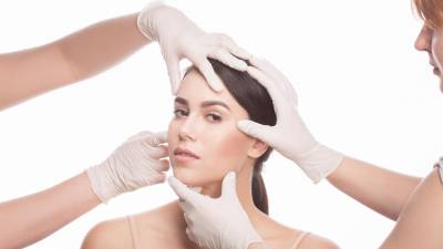 Las cirugías y retoques estéticos son alarmantes cuando los pacientes sienten la necesidad excesiva de hacerse cambios corporales para mejorar su calidad de vida.