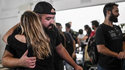 Un grupo de portugueses llegó este miércoles a Lisboa tras ser evacuados de Israel.