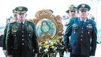 <b>Los elementos de las diferentes fuerzas llegaron a participar de este solemne acto.</b>