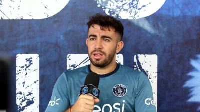 Agustín Auzmendi en conferencia de prensa.