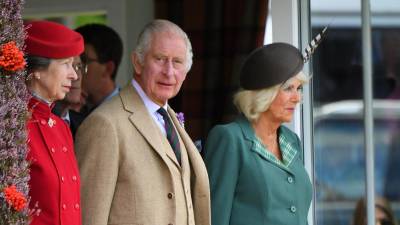 El rey Carlos III fue diagnosticado con cáncer tras someterse a un procedimiento en la próstata.