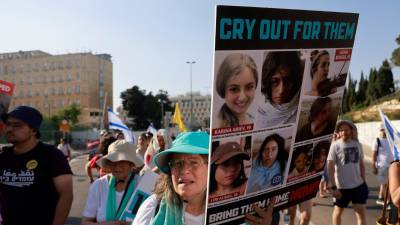 Hamás denunció la muerte de varios rehenes en una operación de rescate del ejército israelí.