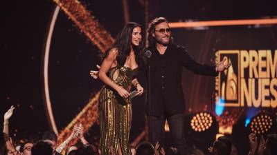 Bárbara de Regil y Diego Torres en la gala de Premio Lo Nuestro.