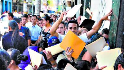 <b>El desempleo afecta más a las mujeres que a los hombres en Honduras, siendo de los principales desencadenantes de la migración.</b>