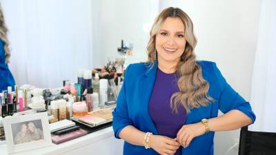 Tanya Rodríguez es una apasionada por las noticias deportivas, lo que ha sido su enfoque profesional durante los últimos 15 años, sin embargo, ahora decidió dedicarse completamente a la belleza a través de su emprendimiento.