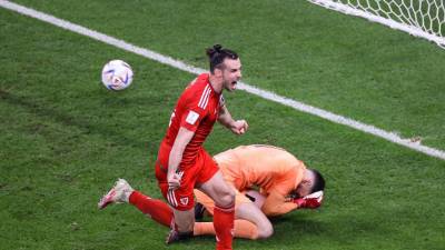 Gareth Bale marcó de penal y le dio el empate a su equipo Gales ante Estados Unidos.