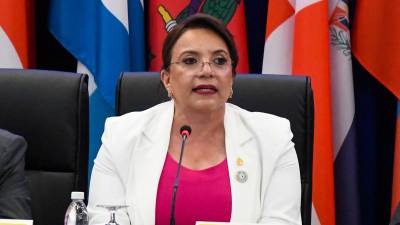 <b><span class=mln_uppercase_mln>Archivo.</span></b> Xiomara Castro por segunda vez recibe el rechazo de los países de la Celac.