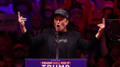 El multimillonario Elon Musk ha donado más de 75 millones de dólares a la campaña de Trump.