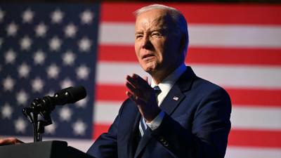 El presidente estadounidense Joe Biden habla sobre “cómo la Ley CHIPS y Ciencia y su agenda de Inversión en Estados Unidos están haciendo crecer la economía y creando empleos”.