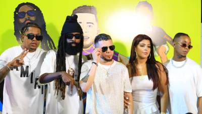 Fresh Bodden, KBP, Mr. JC el del Palabreo, Katha Rivera y Big Chacha durante la conferencia de prensa.