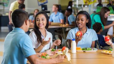 El asesoramiento psicológico y nutricional es básico durante el proceso de la adolescencia.